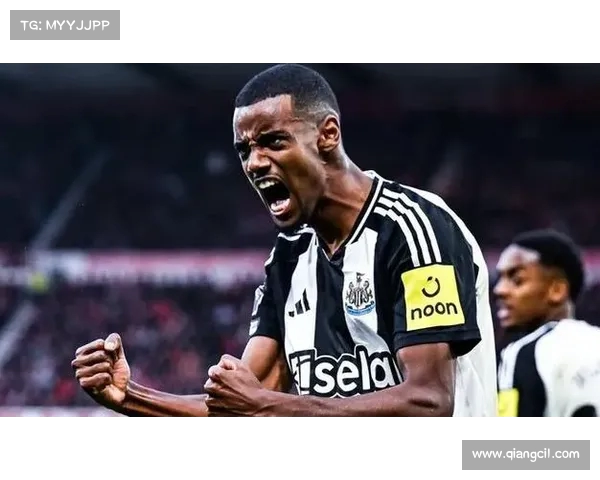 天空体育报道:伊萨克已抵达纽卡训练基地 今日其他球员放假休整 天空体育报道:伊萨克已抵达纽卡训练基地 今日其他球员放假休整